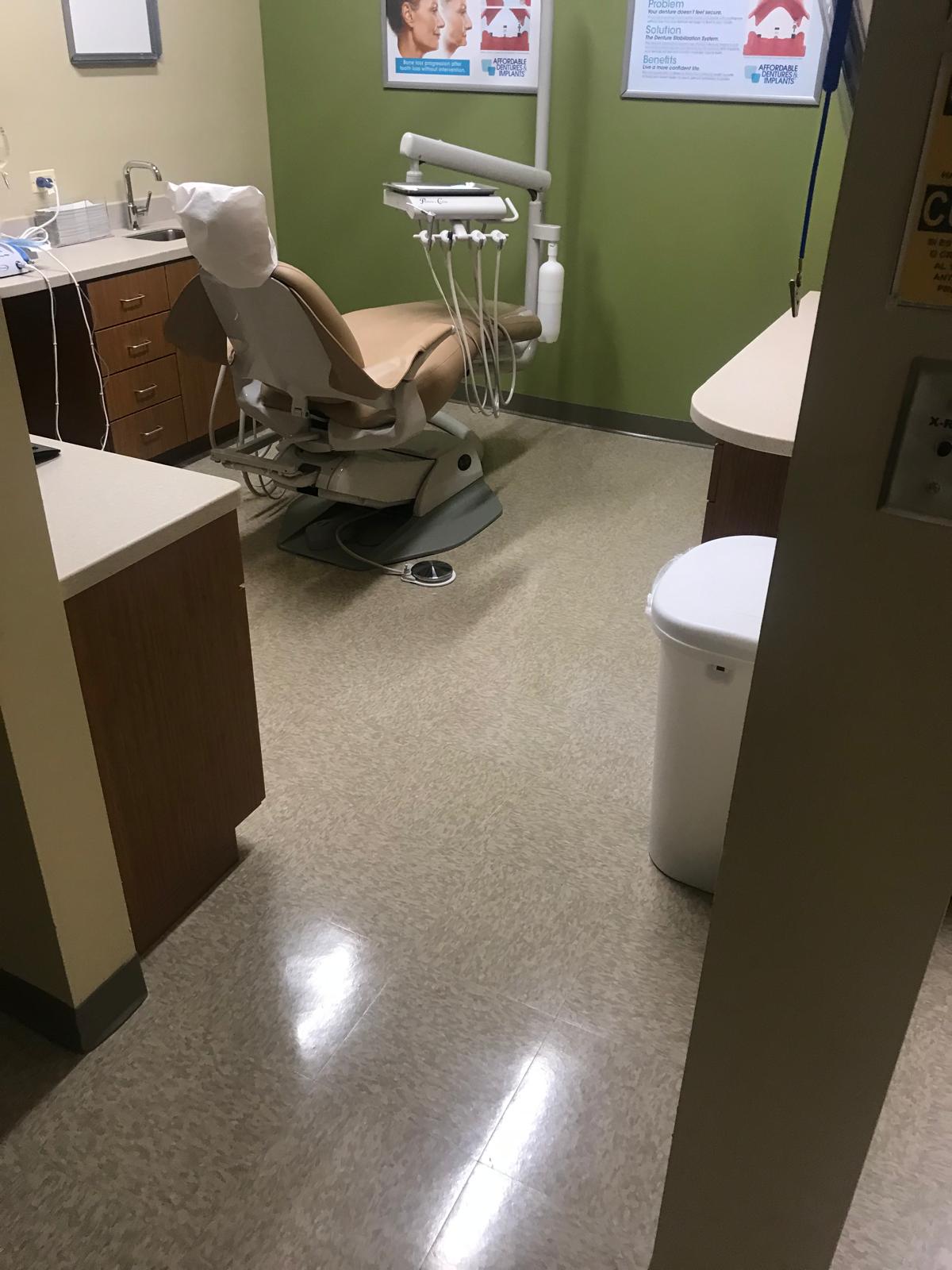 Clean dental treatment room